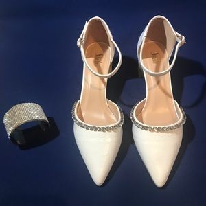 Pointed toe ankle strap high heels